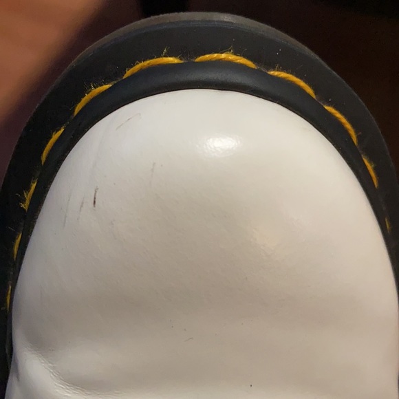 Dr. Martens White 1460 boots size 8 - Picture 6 of 7